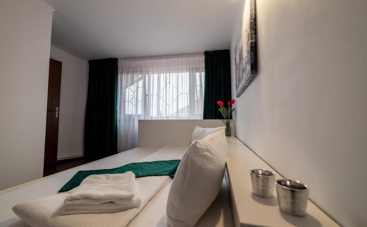 Escala Rooms Ghimbav Luaran gambar
