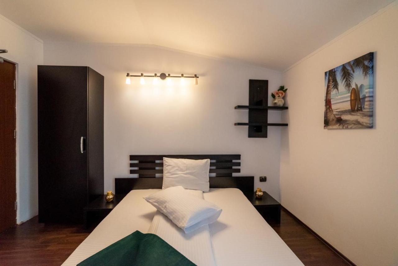 Escala Rooms Ghimbav Luaran gambar