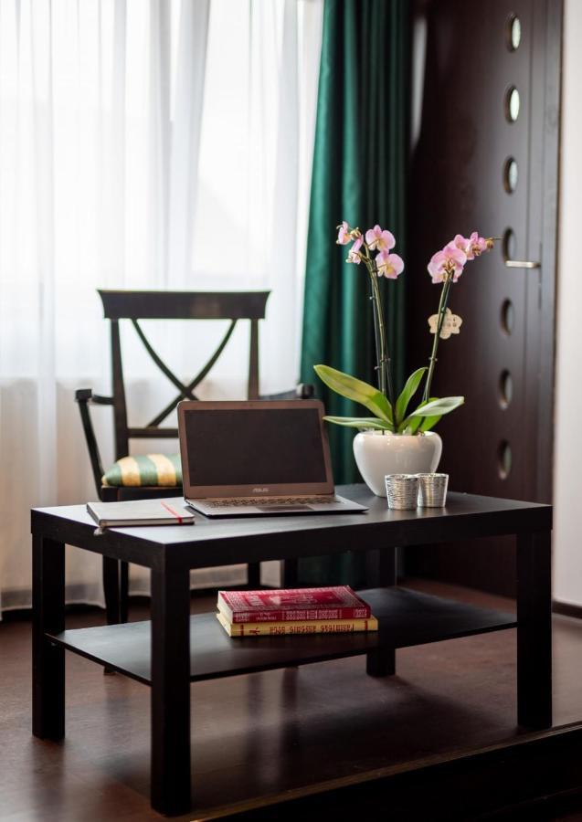 Escala Rooms Ghimbav Luaran gambar