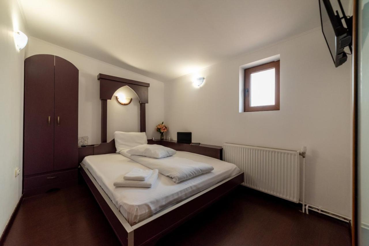 Escala Rooms Ghimbav Luaran gambar